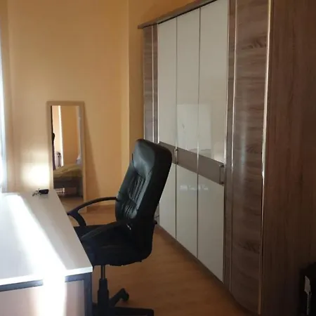 Ferienwohnung In Sudost Fur 6 Personen Apartamento