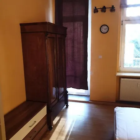 Ferienwohnung In Sudost Fur 6 Personen Leipzig